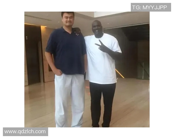 姚明与钱德勒的巅峰对决：篮球场上的巨人之战与传奇交锋